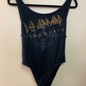 •DEF LEPPARD Pyromania  bodysuit